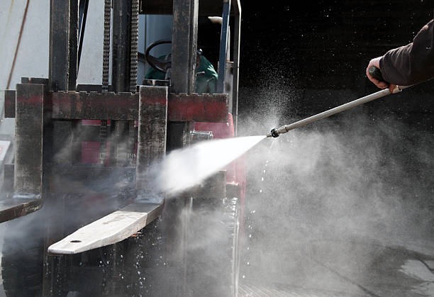 Pressure Washing Contractors in Six Mile Run, NJ