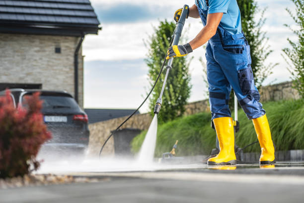 Best Sidewalk Pressure Washing  in Six Mile Run, NJ